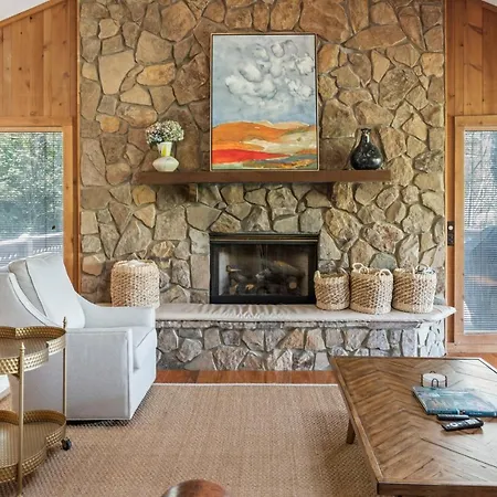 Roost On Ridgepole Villa